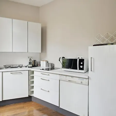 Apartment Champs-elysees & Arc De Triomphe - *