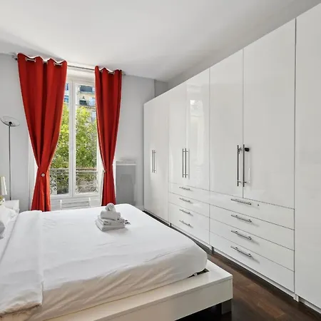 Apartment Champs-elysees & Arc De Triomphe -